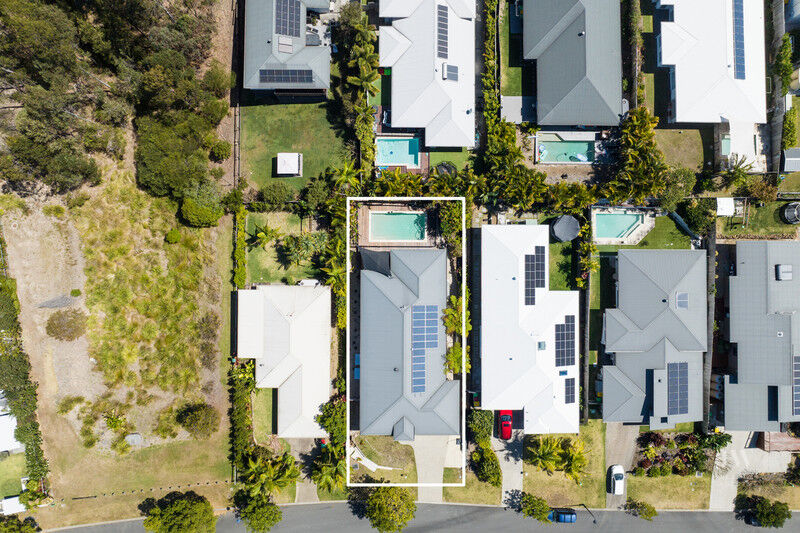 25 Grasslands Crescent, Reedy Creek Qld 4227