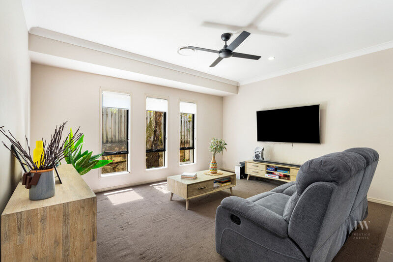 25 Grasslands Crescent, Reedy Creek Qld 4227