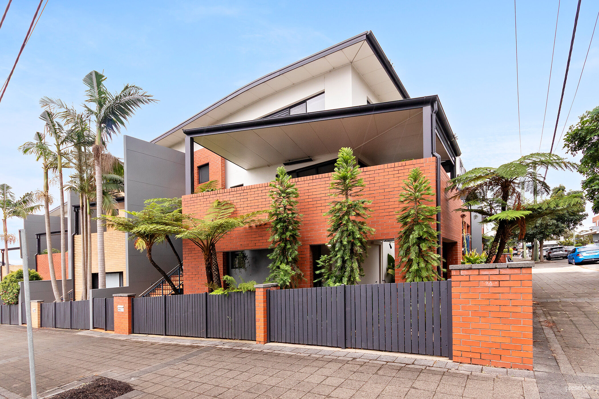 Guide $1,350,000 - $1,450,000