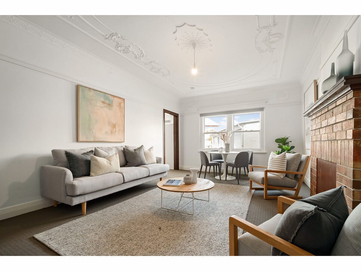 $650.00 Per Week - Leased on Mar 2026