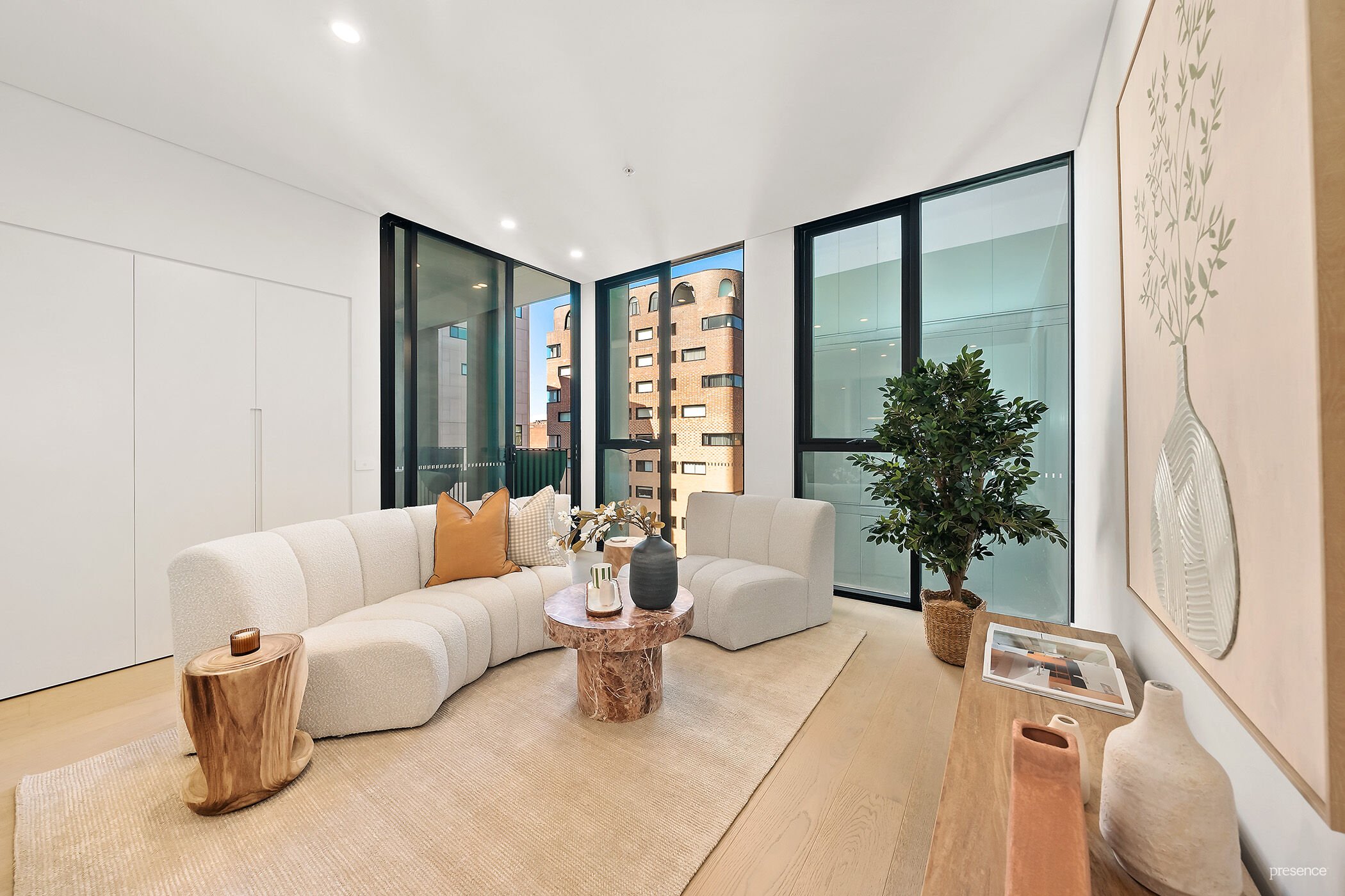 $680,000 - $748,000 Friendly Auction