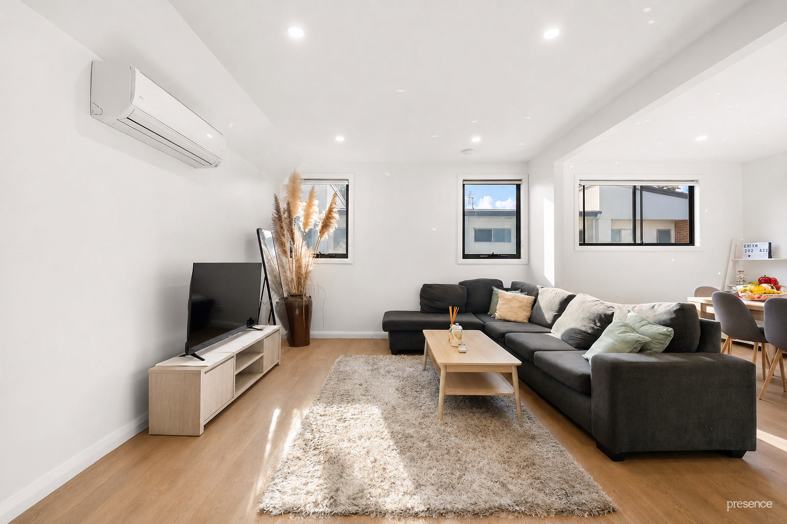 $750,000 Friendly Auction