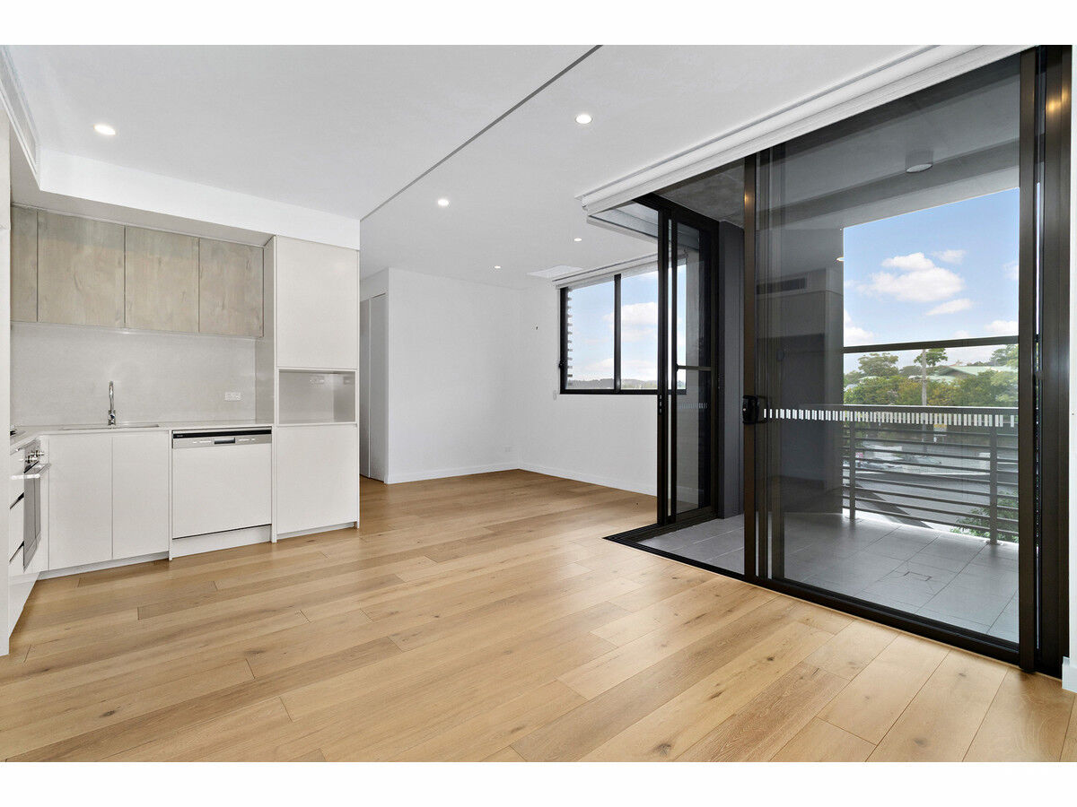 $615 Per Week - Leased on Aug 2026