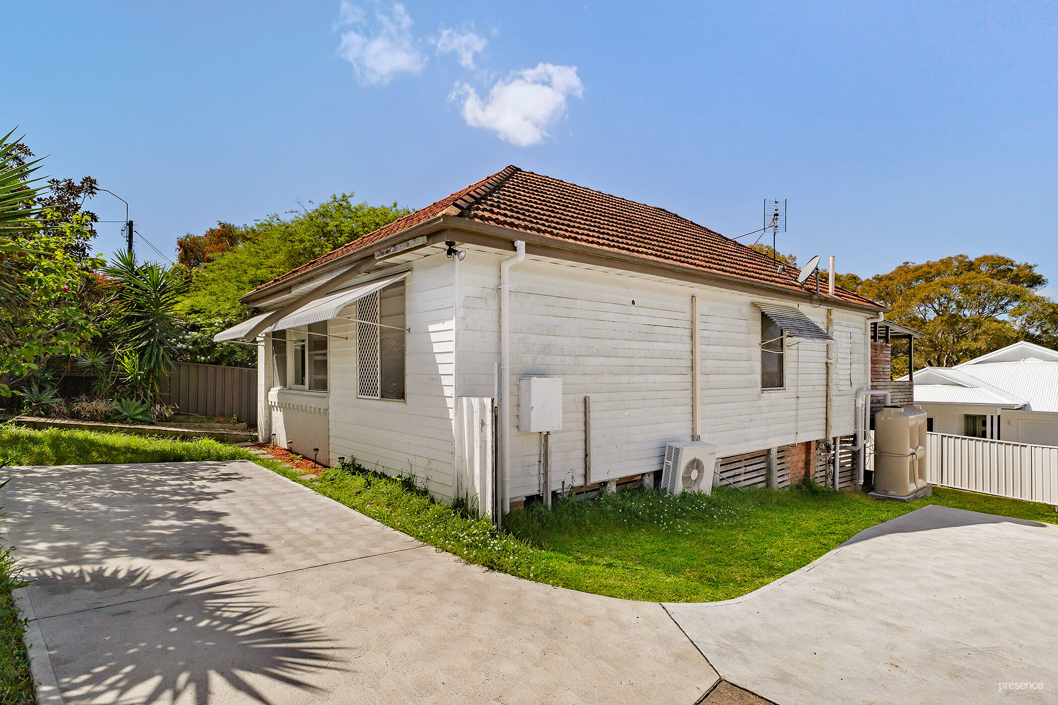 Selling $720,000 - $780,000