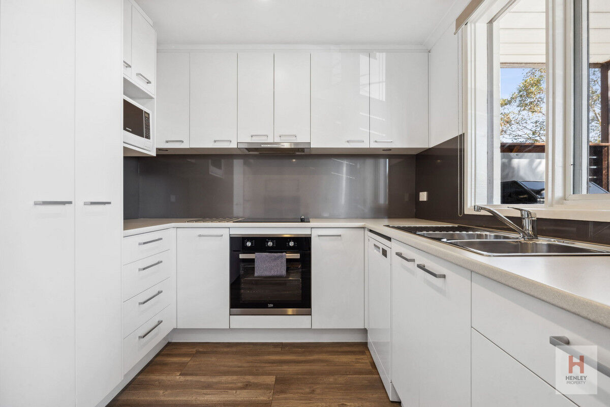 Perfectly Positioned 3bedroom Unit With Views Over Lake Jindabyne