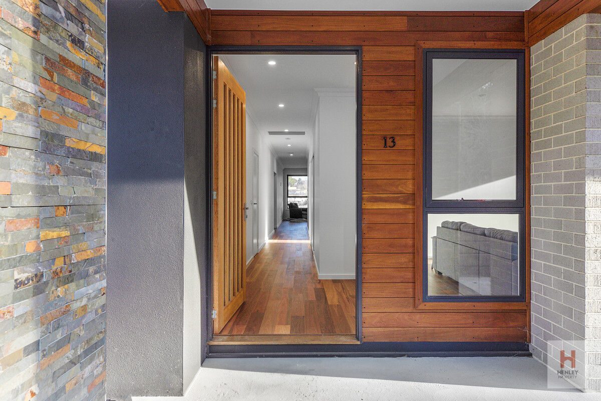 Brand new home centrally located 12month lease Henley Property Sales