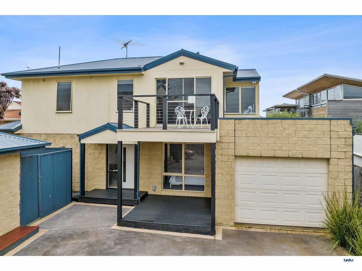  Lock up and leave secure townhouse