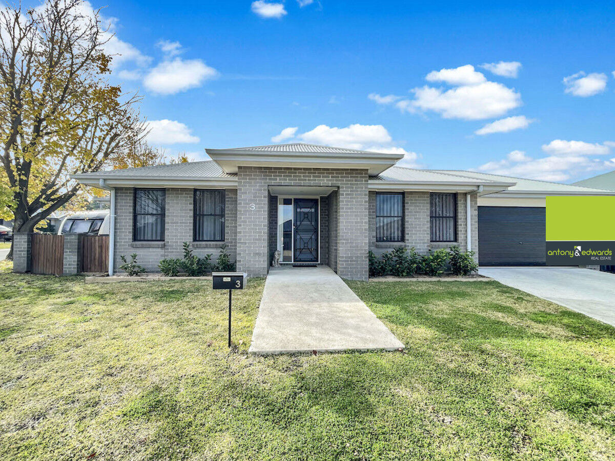 3 Huxtable Place, Goulburn NSW 2580, Goulburn - Thumbnail 2