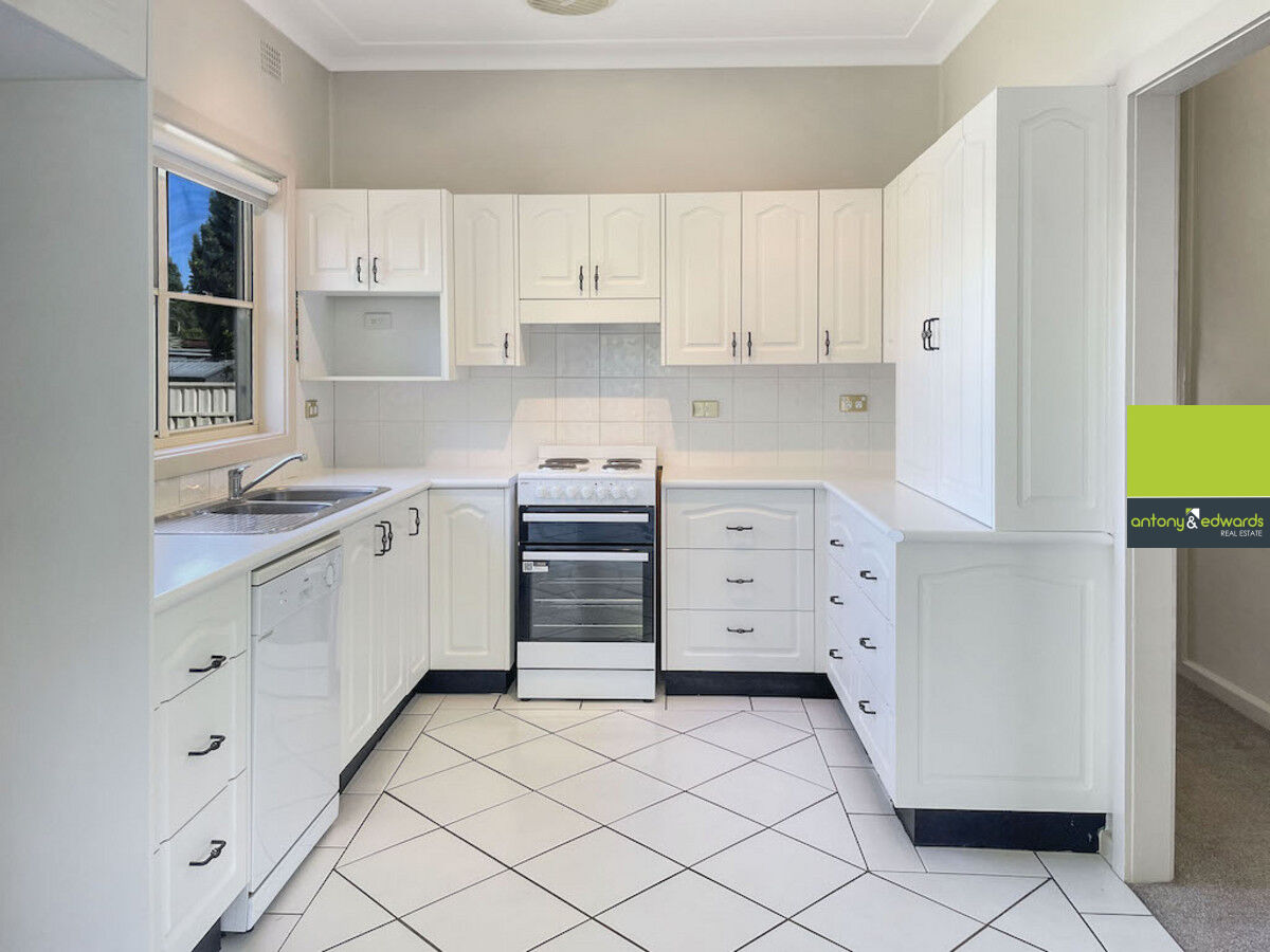 41 Joshua Street, Goulburn NSW 2580, Goulburn - Thumbnail 2