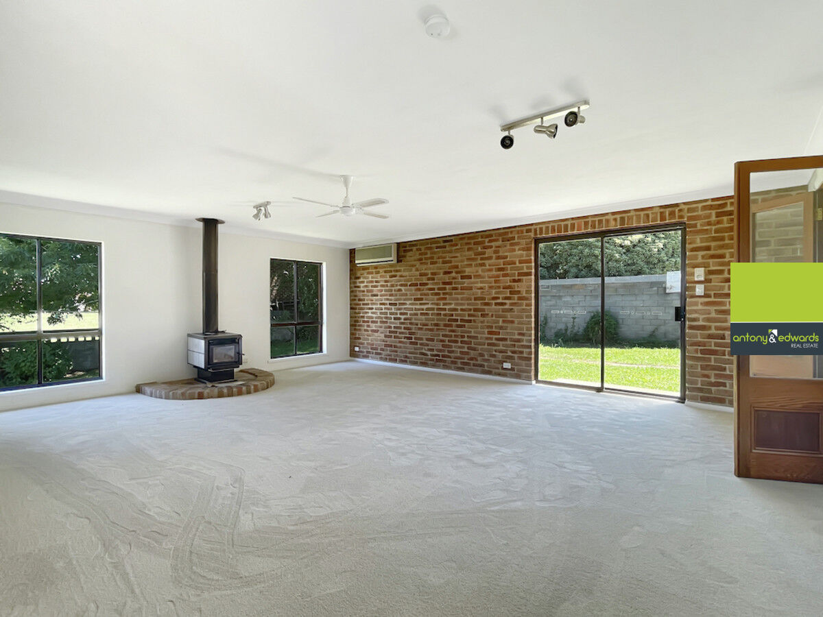 7 White Street, Crookwell NSW 2583, Crookwell - Thumbnail 2