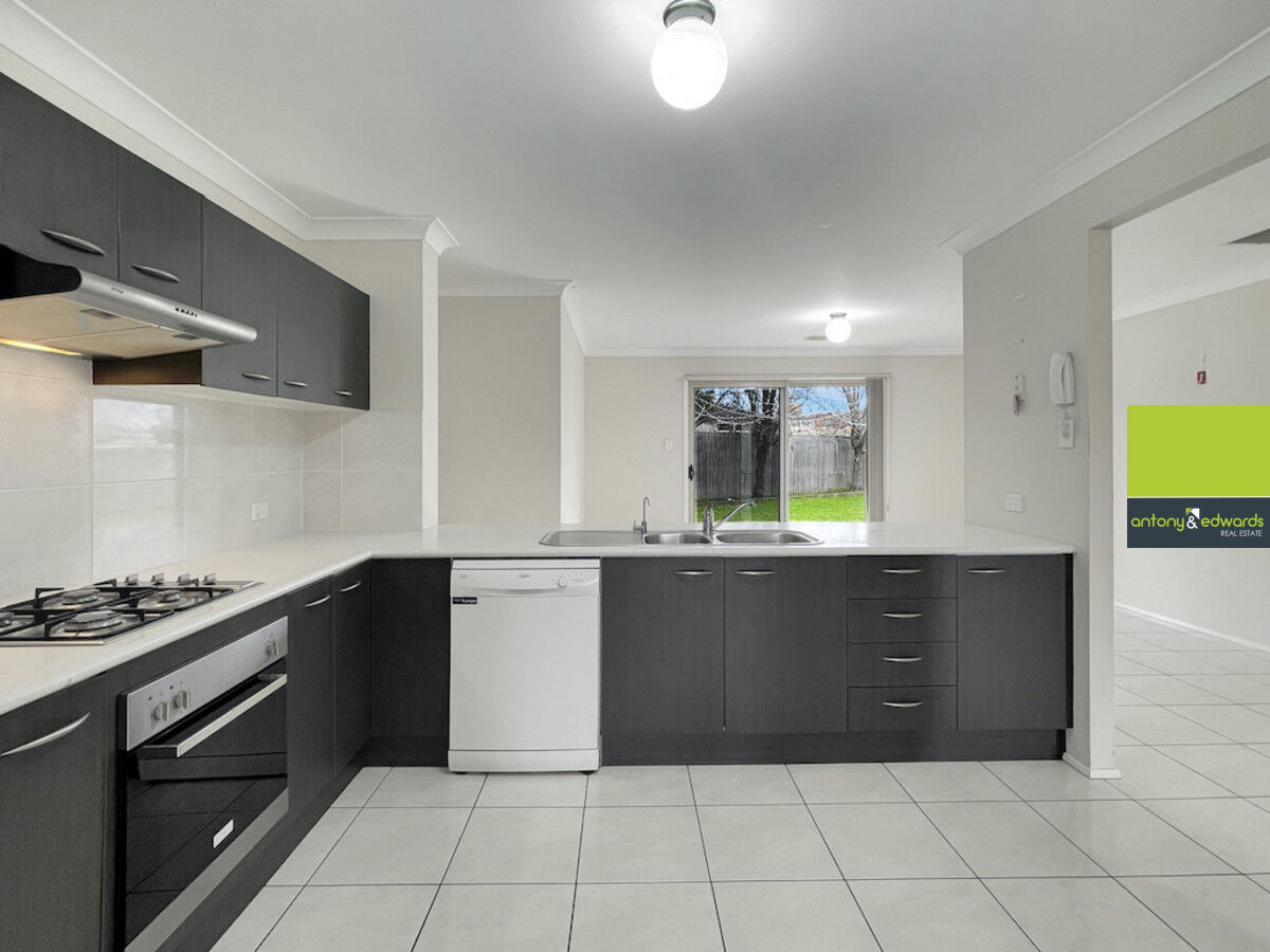 14 McGuire Drive, Goulburn NSW 2580, Goulburn - Thumbnail 4