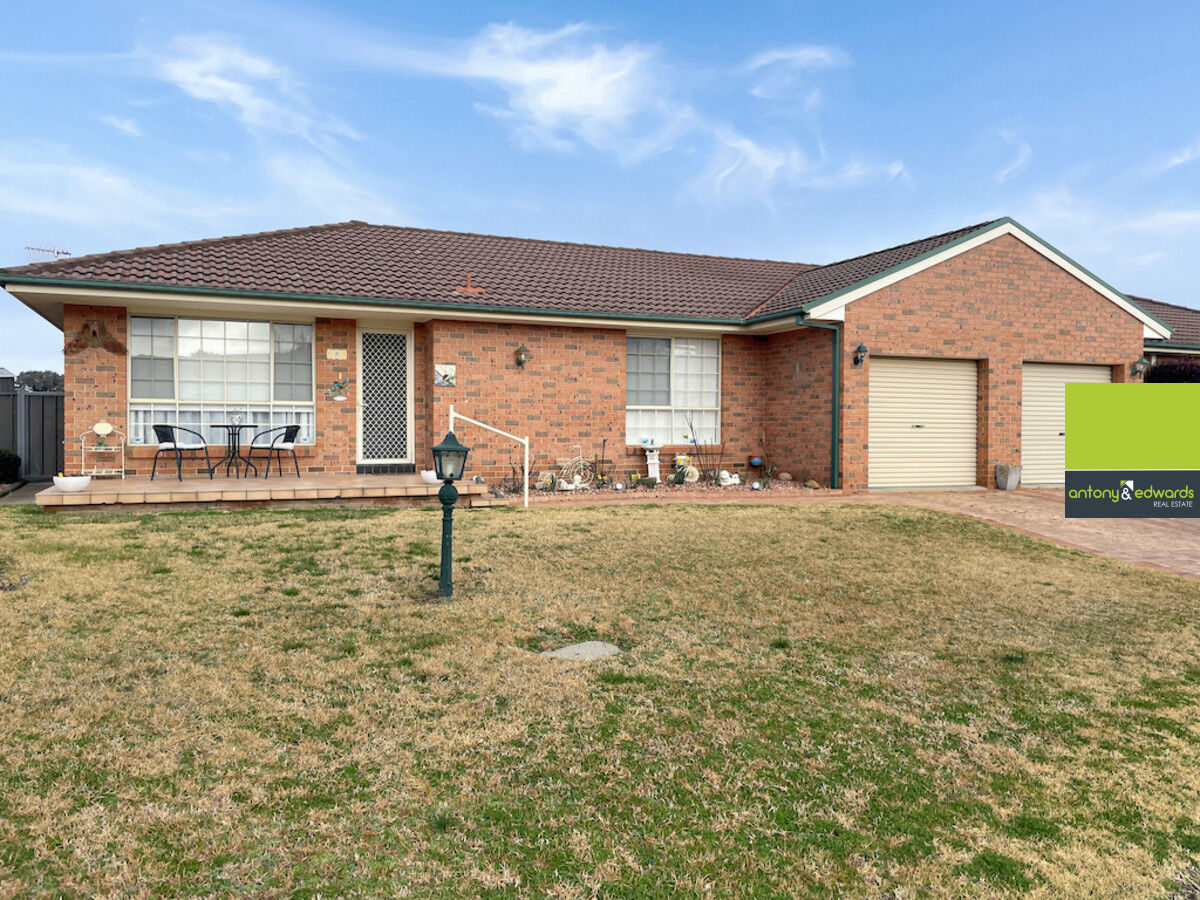 8 Parkside Place, Goulburn NSW 2580, Goulburn - Thumbnail 2