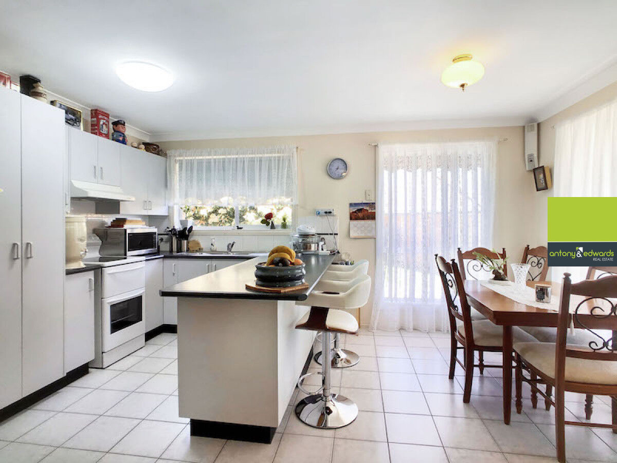 26 Bradford Drive, Goulburn NSW 2580, Goulburn - Thumbnail 2