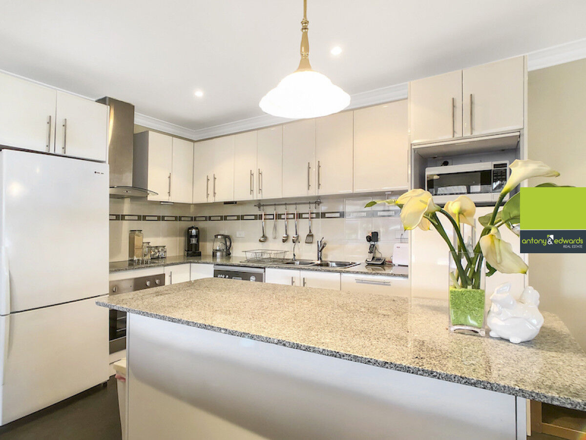 21 Taylor Street, Goulburn NSW 2580, Goulburn - Thumbnail 2