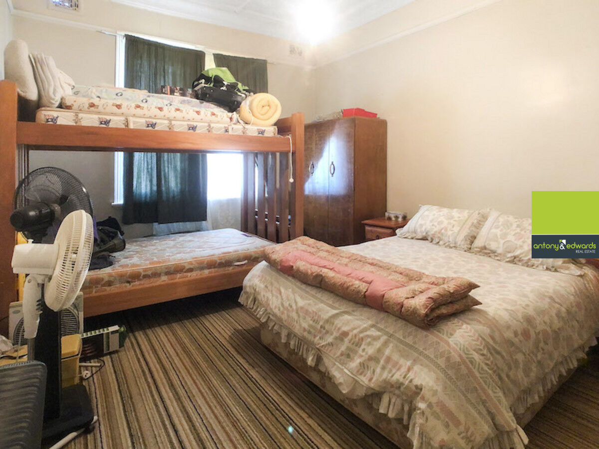 119 Clinton Street, Goulburn NSW 2580, Goulburn - Thumbnail 4