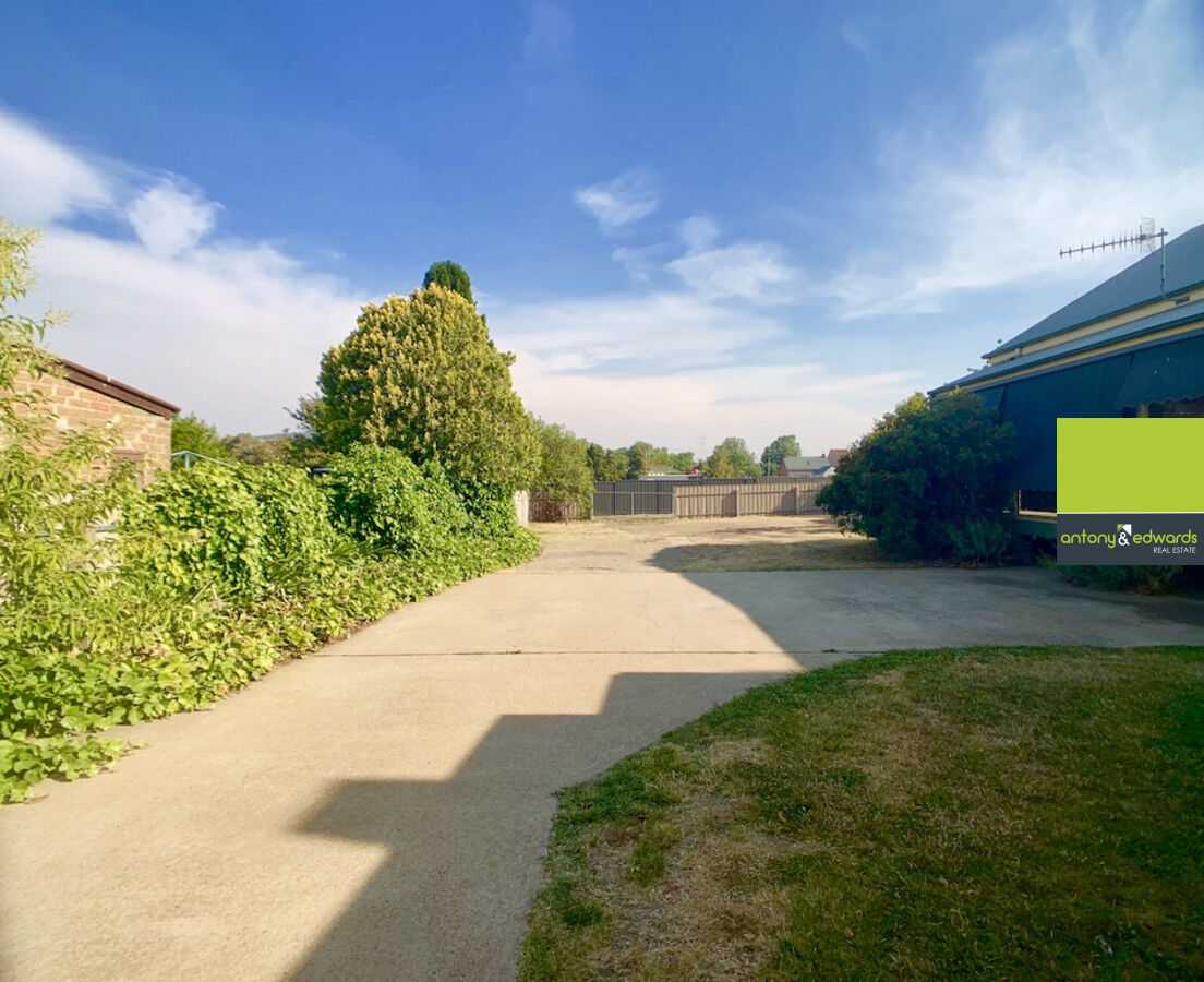 7 Lagoon Street, Goulburn NSW 2580, Goulburn - Thumbnail 2