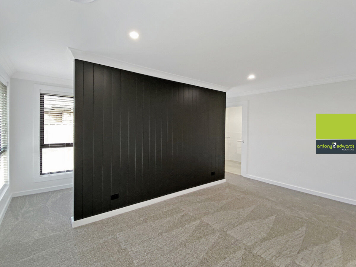 16 Quiberon Way, Goulburn NSW 2580, Goulburn - Thumbnail 3