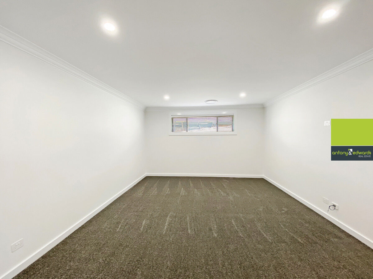 16 Quiberon Way, Goulburn NSW 2580, Goulburn - Thumbnail 7