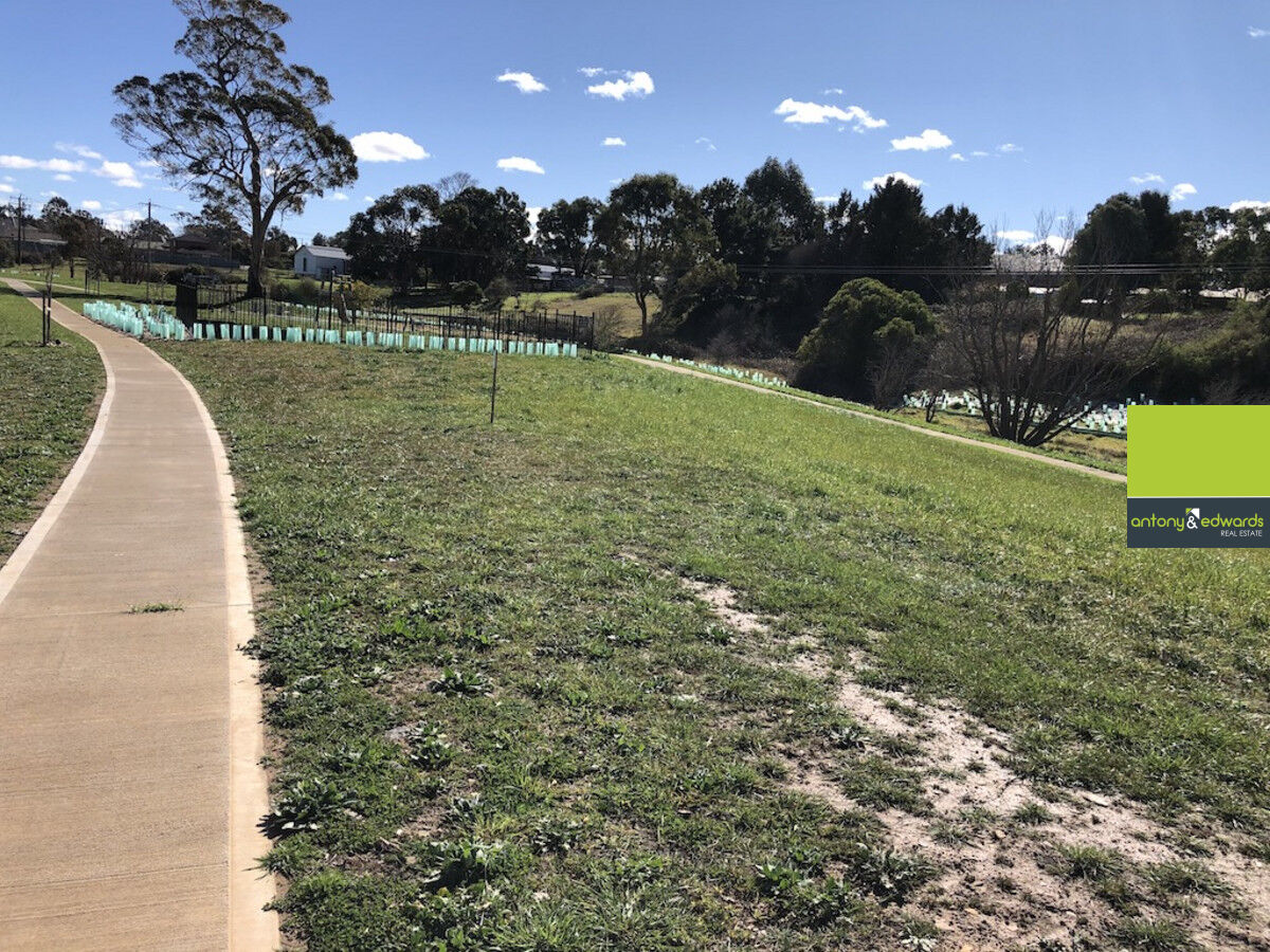 Lot 301 / 33 Madeleine Drive, Goulburn NSW 2580, Toronto - Thumbnail 2