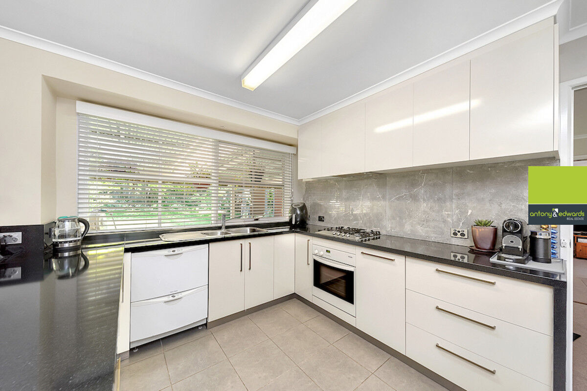 12 Cathcart Street, Goulburn NSW 2580, Goulburn - Thumbnail 2