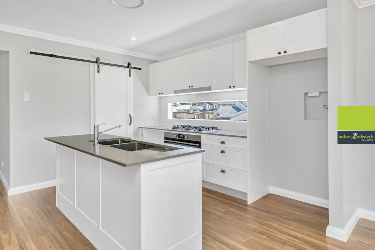 25 Swan Loop, GOULBURN NSW 2580, Goulburn - Thumbnail 2