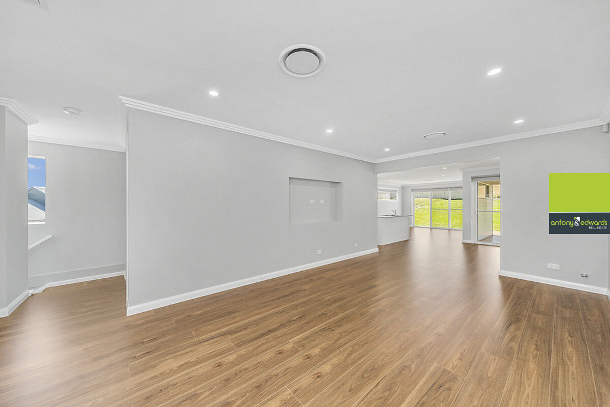 25 Swan Loop, GOULBURN NSW 2580, Goulburn - Thumbnail 3
