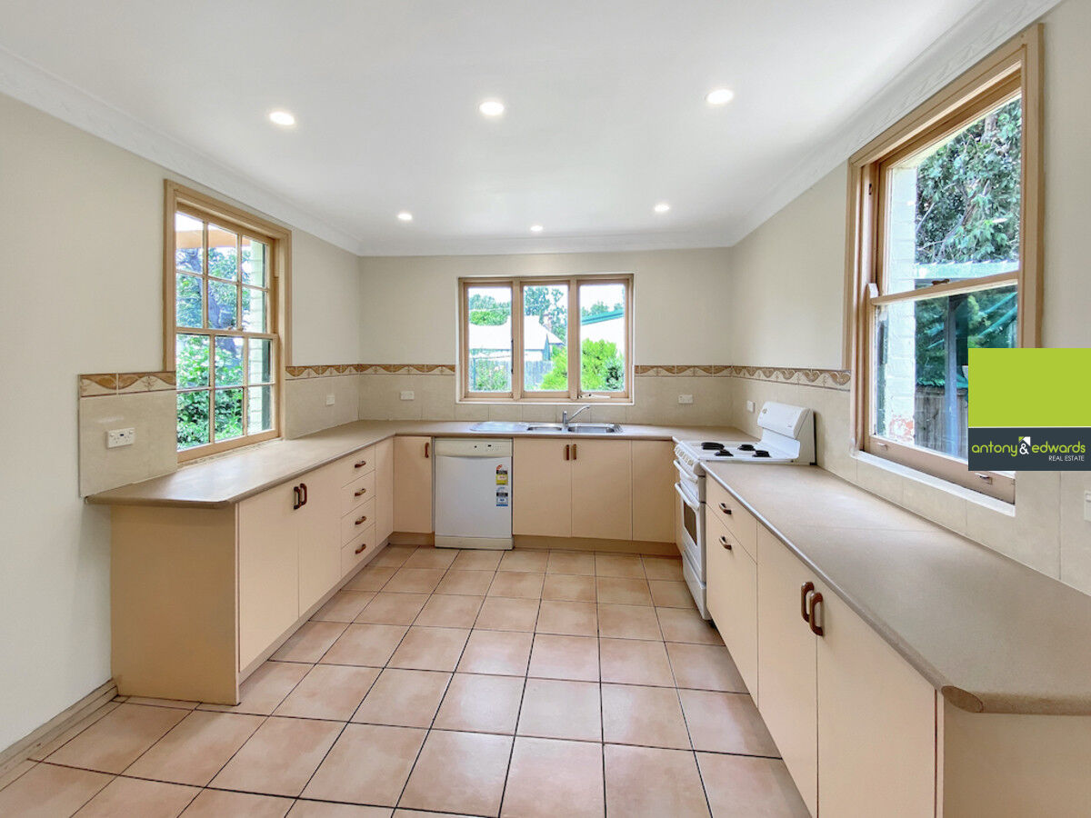 14 Arnheim Street, Goulburn NSW 2580, Goulburn - Thumbnail 2