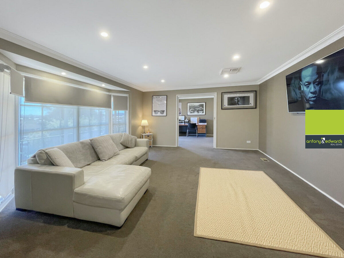 8 Hoddle Avenue, Goulburn NSW 2580, Goulburn - Thumbnail 2