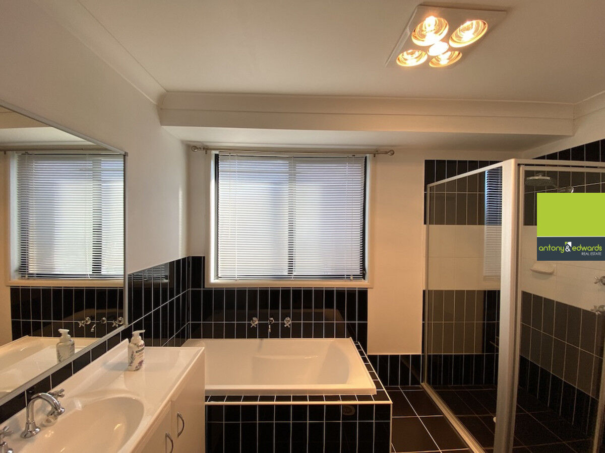 10 Cahill Place, Goulburn NSW 2580, Goulburn - Thumbnail 5