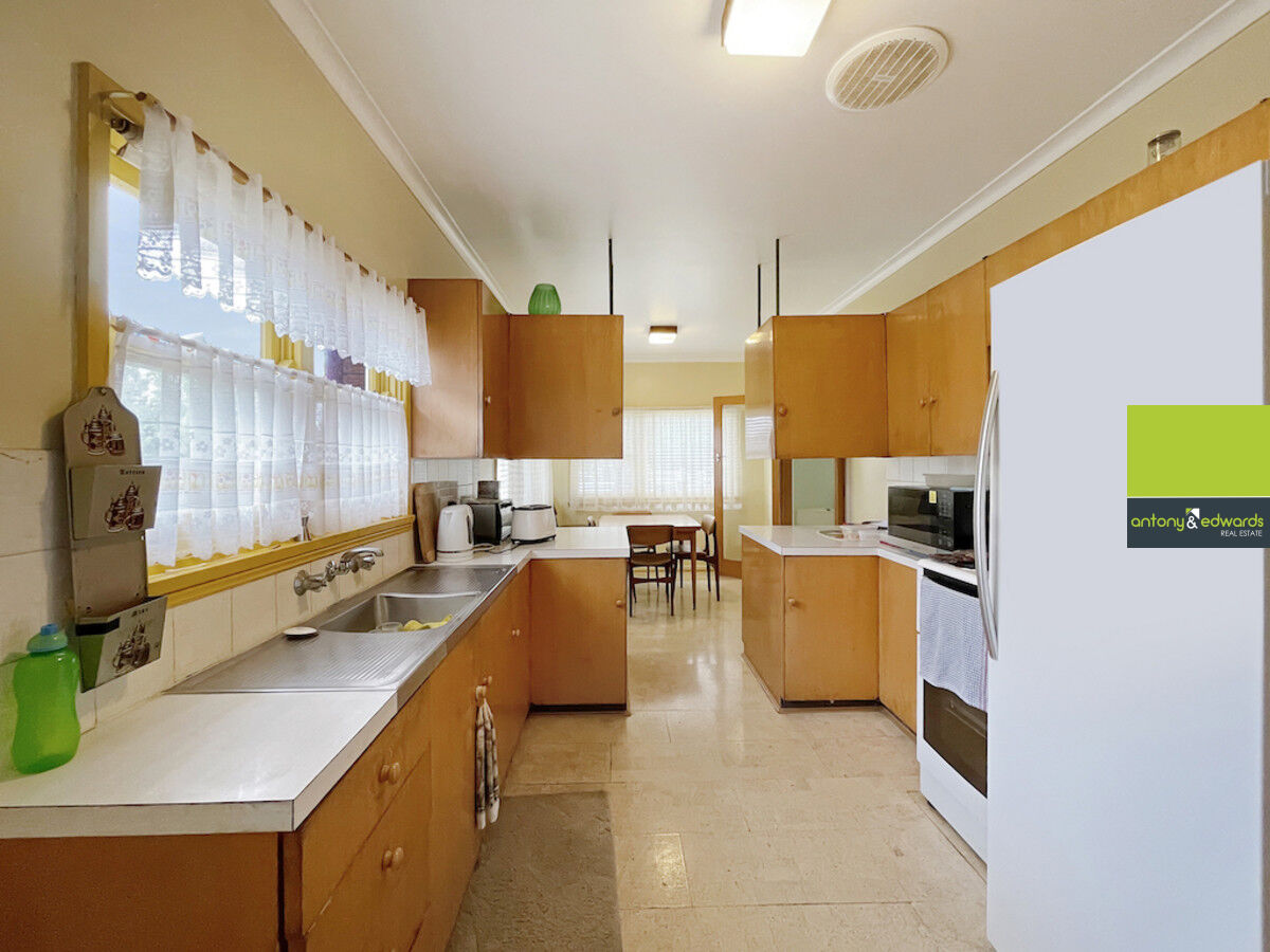 24 Gibson Street, Goulburn NSW 2580, Goulburn - Thumbnail 5