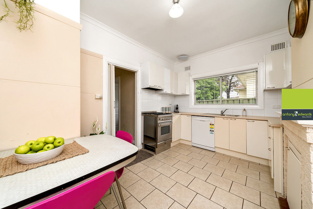 32 Elizabeth Street, Goulburn NSW 2580, Goulburn - Thumbnail 3