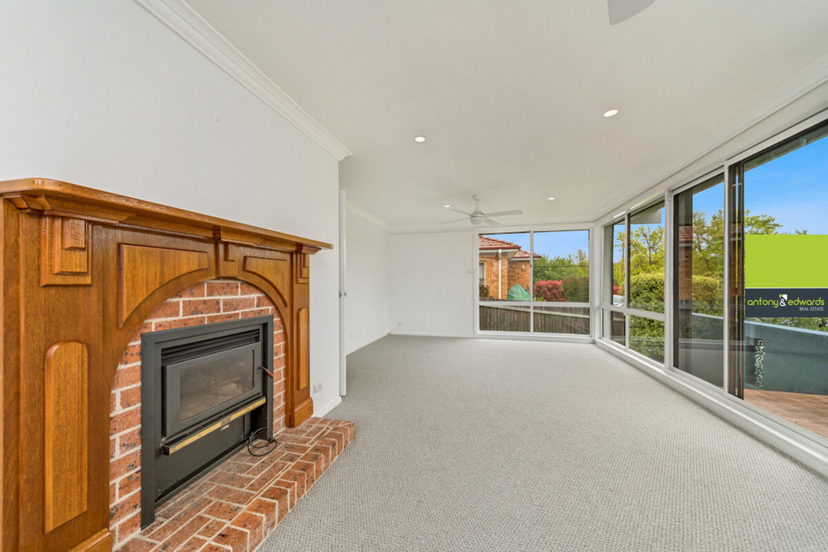 7 Llewellyn Avenue, Goulburn NSW 2580, Goulburn - Thumbnail 3