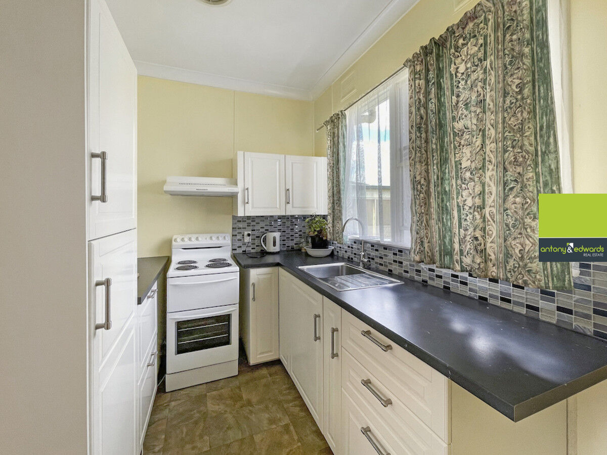 26 Wyatt Street, Goulburn NSW 2580, Goulburn - Thumbnail 2