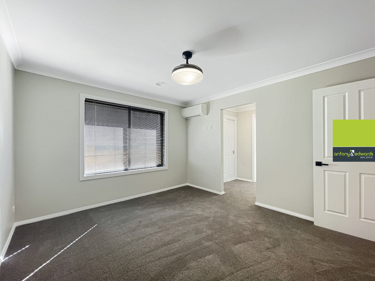 2 / 4 Moore Place, Goulburn NSW 2580, Goulburn - Thumbnail 6