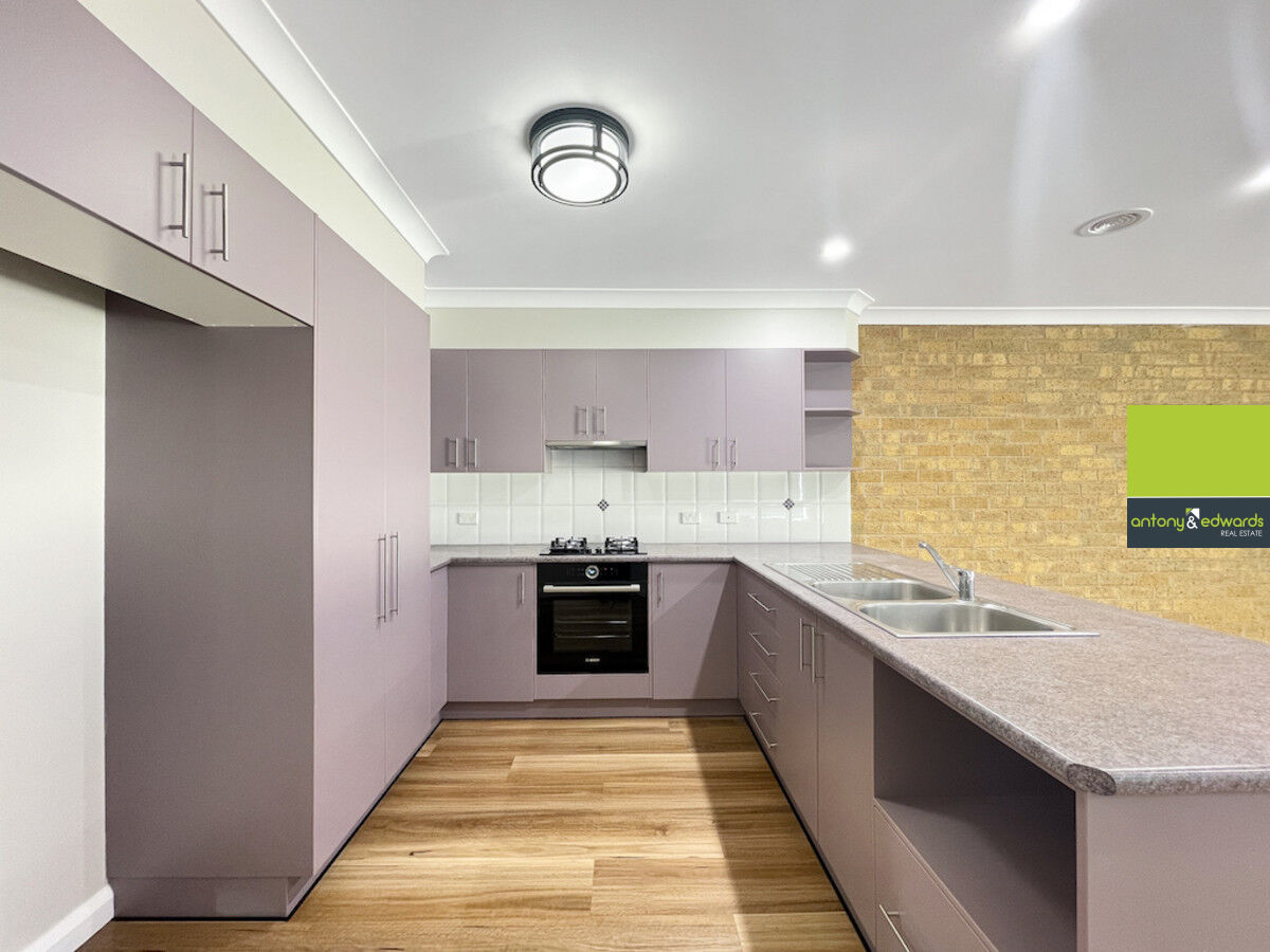 2 / 4 Moore Place, Goulburn NSW 2580, Goulburn - Thumbnail 3