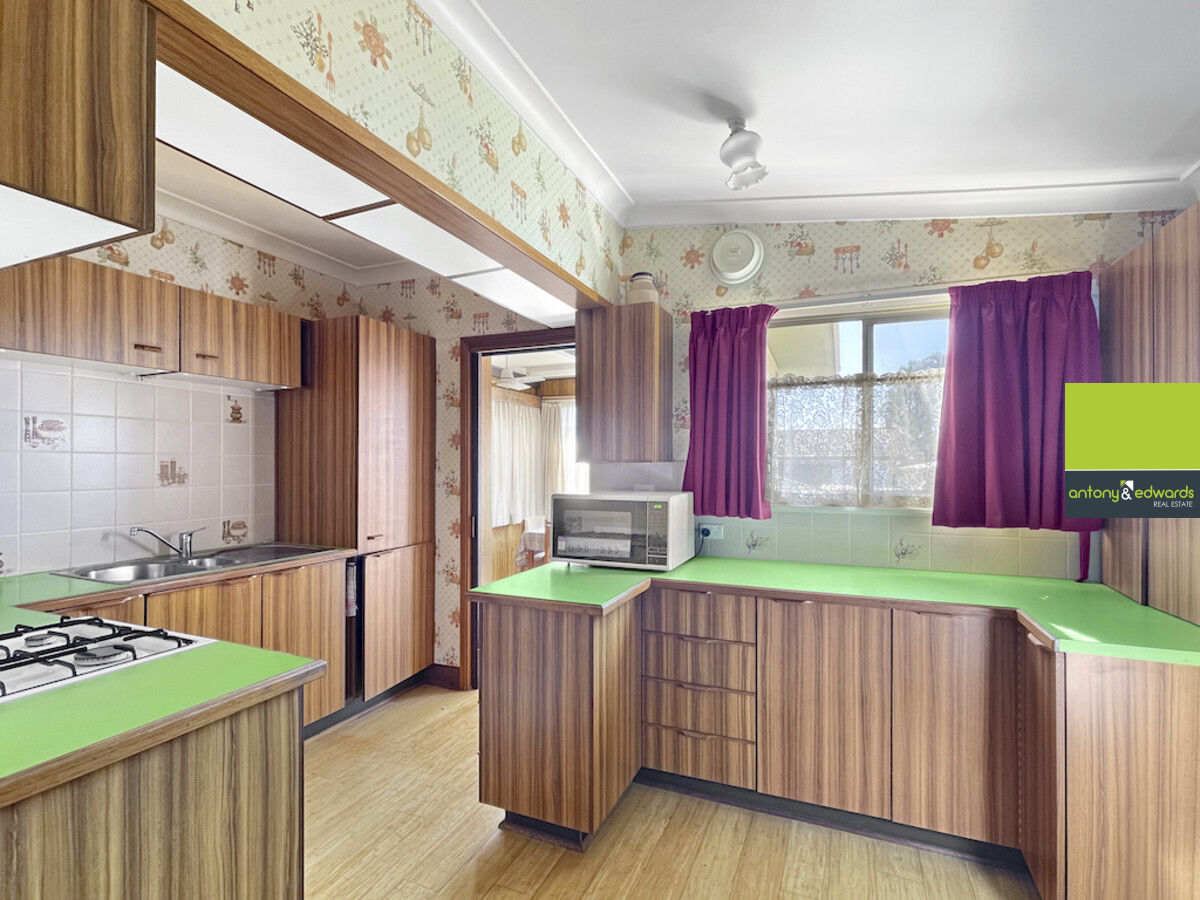 12 Meehan Street, Goulburn NSW 2580, Goulburn - Thumbnail 4