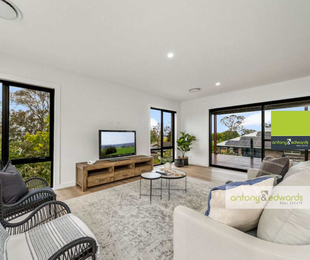 8 Goorawin Place, Goulburn NSW 2580, Goulburn - Thumbnail 3
