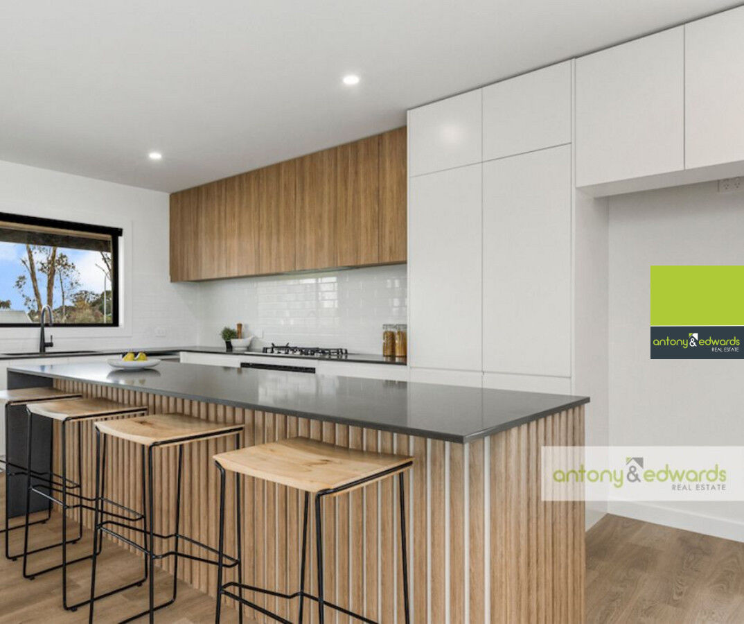 8 Goorawin Place, Goulburn NSW 2580, Goulburn - Thumbnail 4