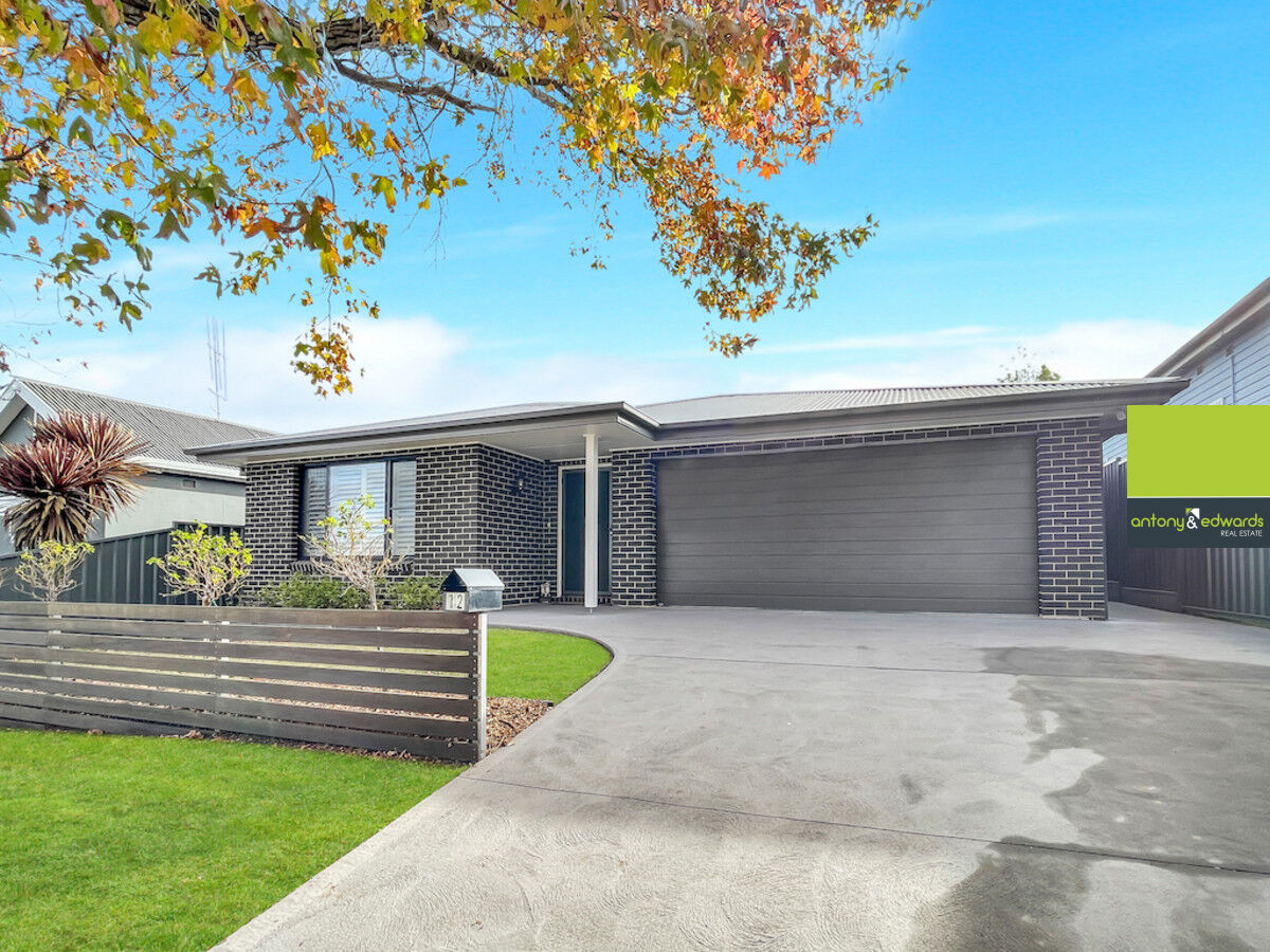 12 Furner Street, Goulburn NSW 2580, Goulburn - Thumbnail 2