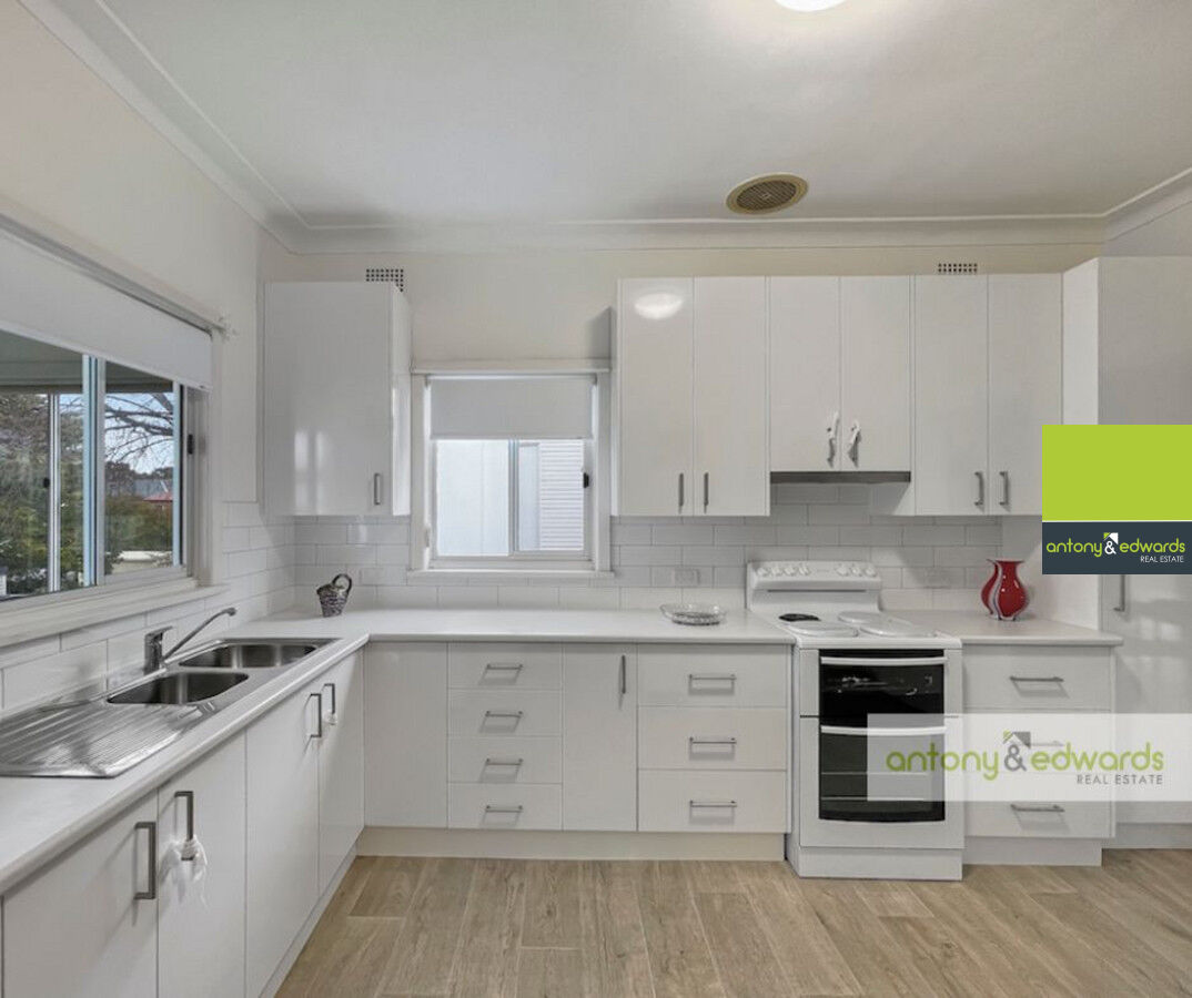 9 Emmerson Street, Goulburn NSW 2580, Goulburn - Thumbnail 3