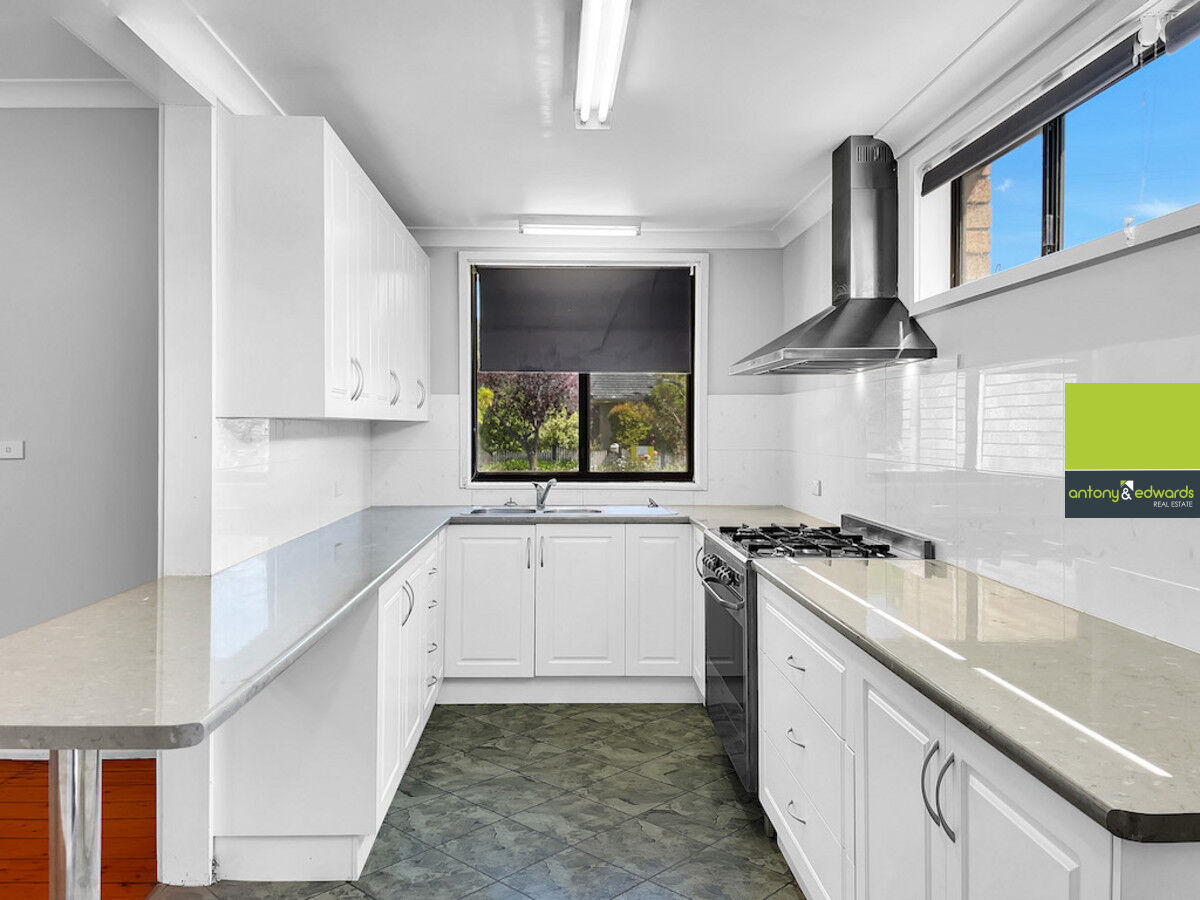 13 Knox Street, Goulburn NSW 2580, Goulburn - Thumbnail 2