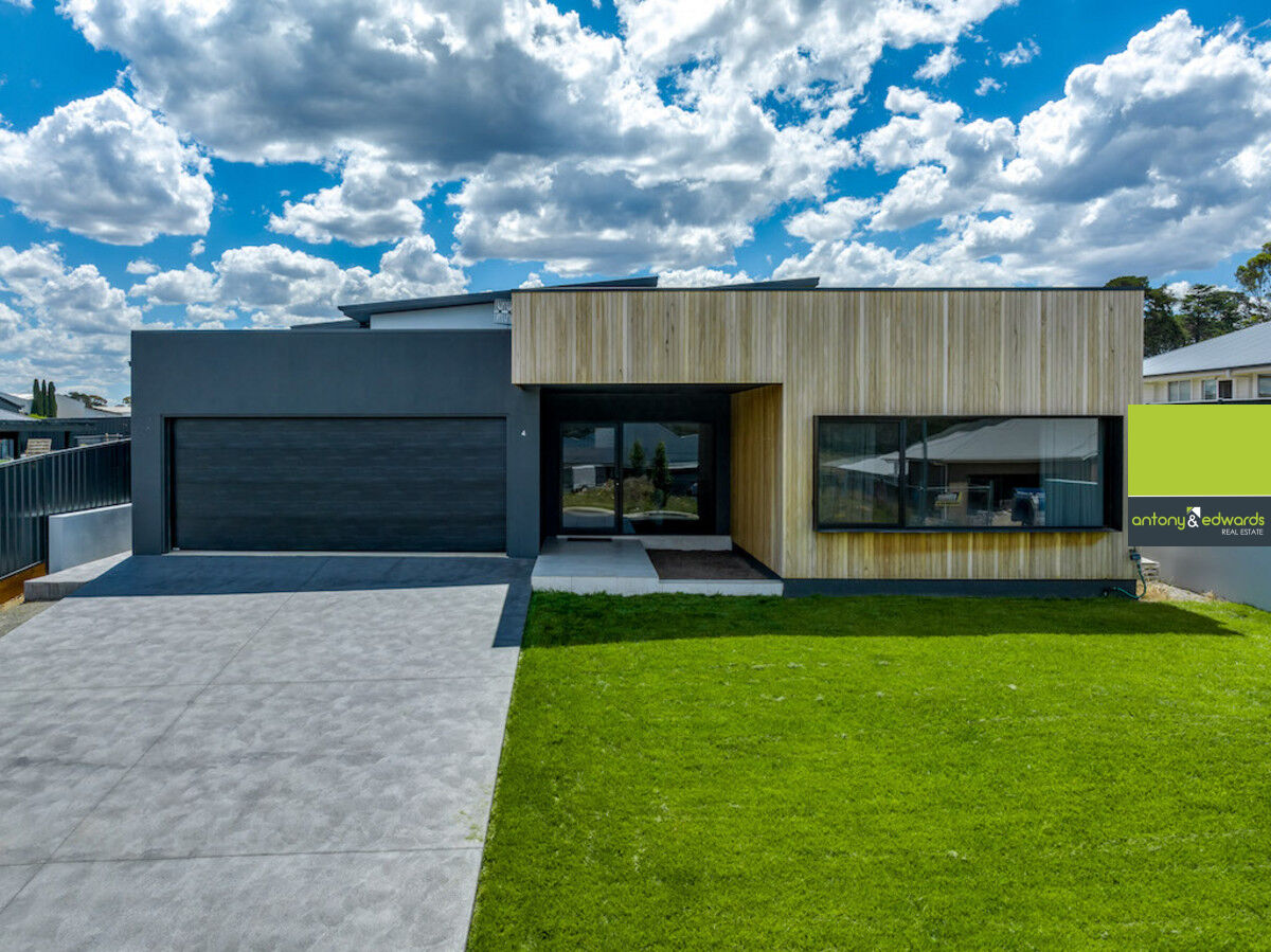 4 Rosarii Place, Goulburn NSW 2580, Goulburn - Thumbnail 2