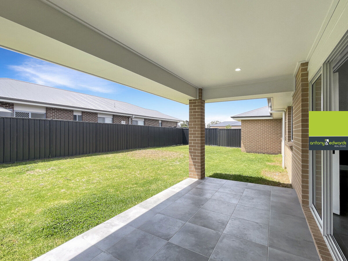 11 Madeleine Drive, GOULBURN NSW 2580, Goulburn - Thumbnail 8