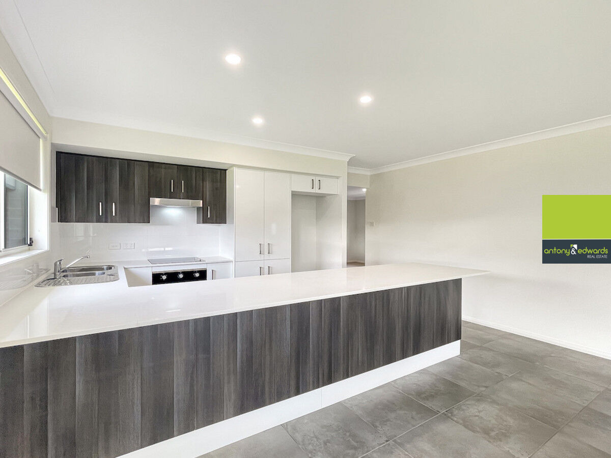 11 Madeleine Drive, GOULBURN NSW 2580, Goulburn - Thumbnail 6