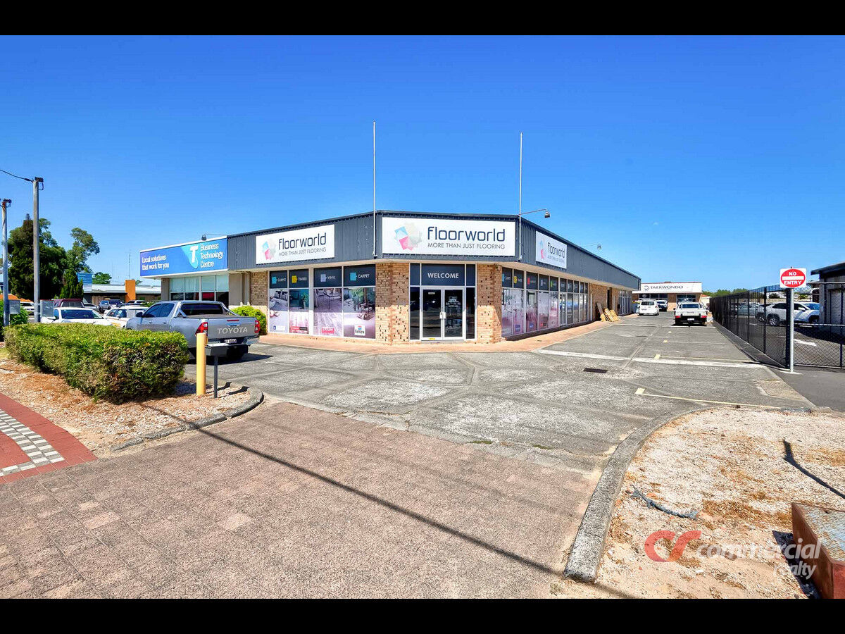 | Sought after SPENCER STREET (Plaza precinct)