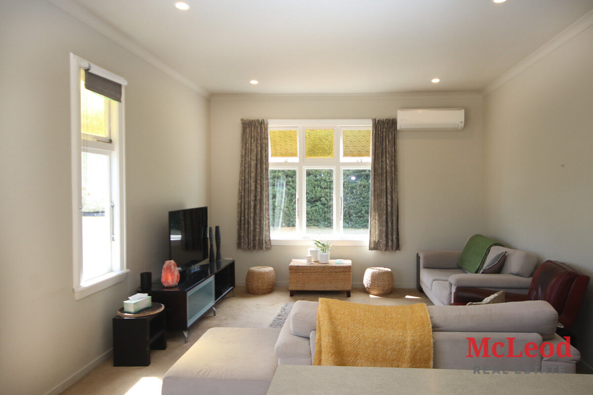 Spacious Rural Outlook, Offers Over 425,000 McLeod Real Estate