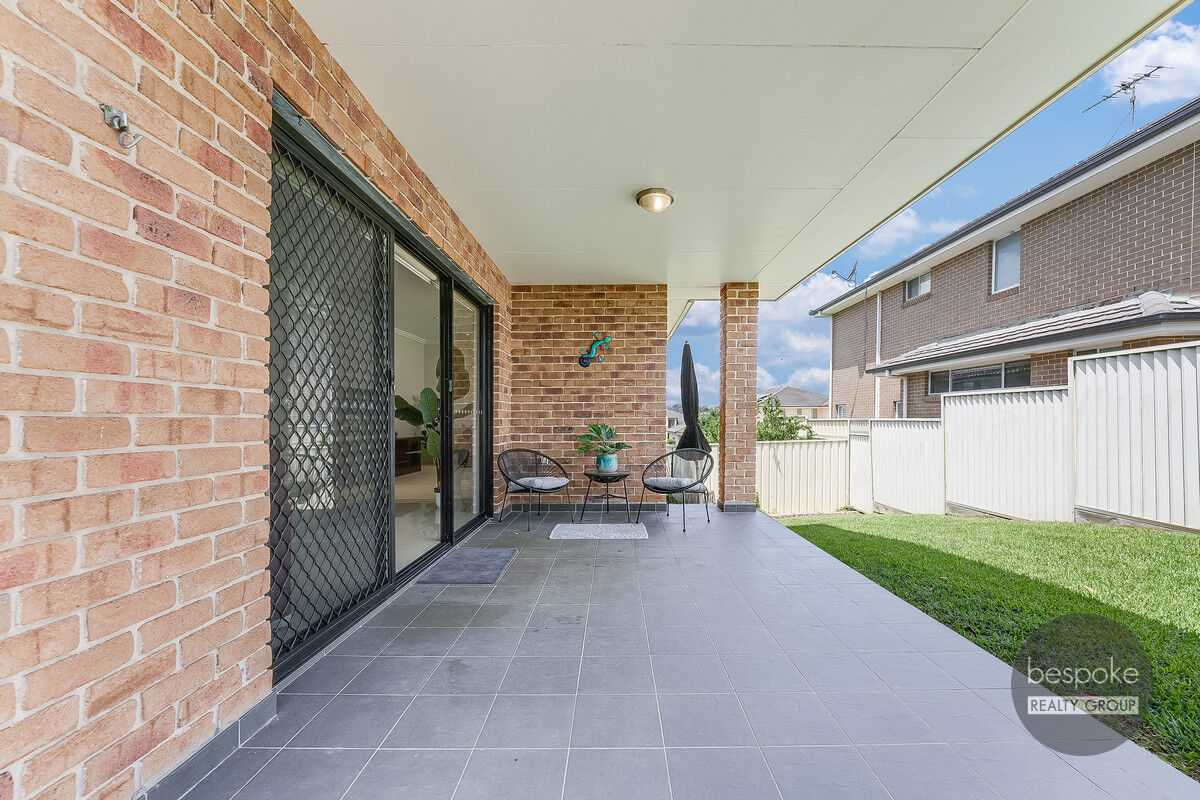 8 Broadlands Avenue, Glenmore Park, Glenmore Park - Thumbnail 2