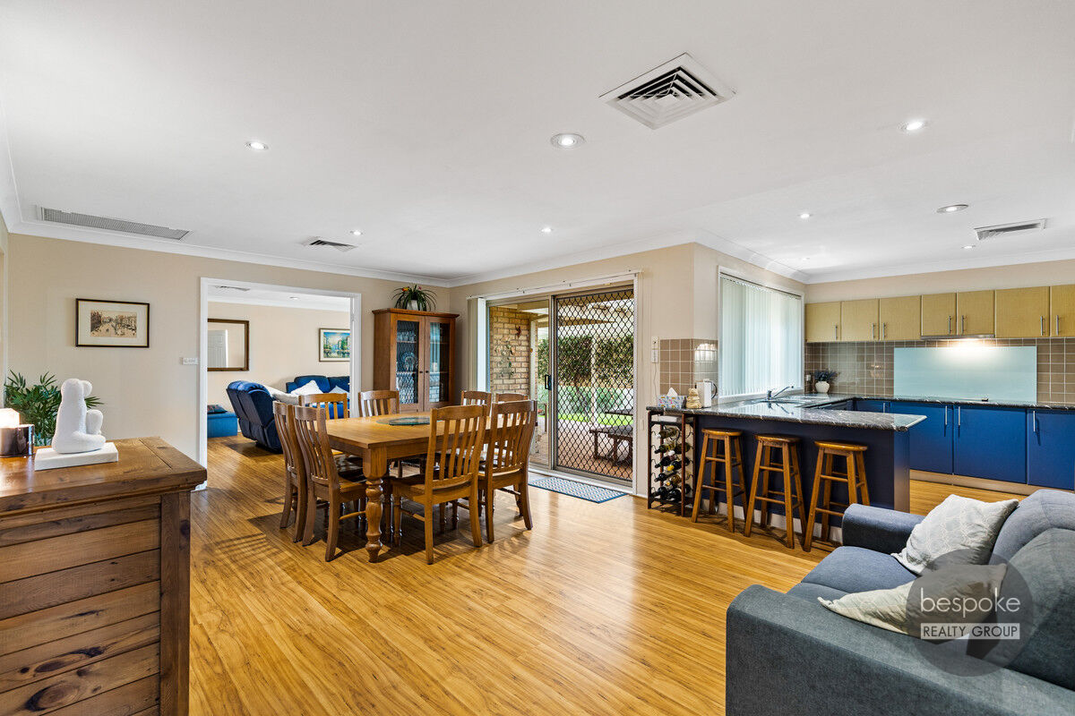 8 Dorrington Place, GLENMORE PARK, Glenmore Park - Thumbnail 5