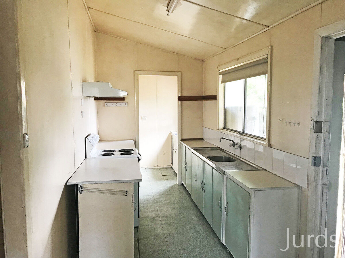 32 Charlton Street, Cessnock, Cessnock - Thumbnail 4