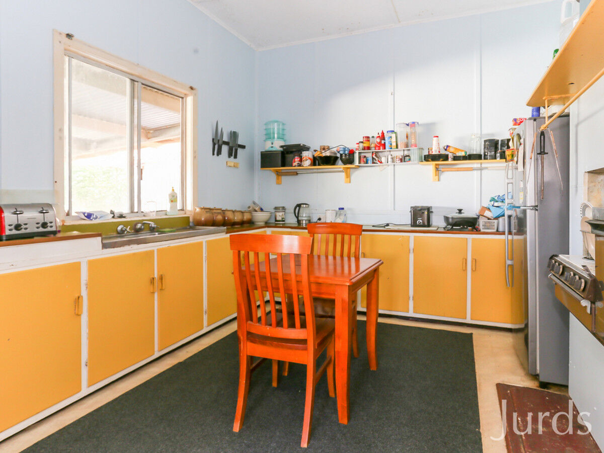 92 Cessnock Road, Neath, Neath - Thumbnail 6